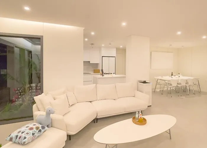 이터널 블루 웨이브 O풀빌라o오션뷰o핀란드식사우나o송도 케이블카o Appartement Busan