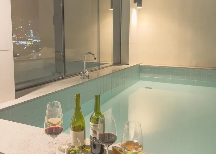 Appartement 이터널 블루 웨이브 O풀빌라o오션뷰o핀란드식사우나o송도 케이블카o Busan
