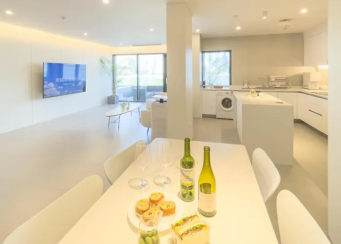 이터널 블루 웨이브 O풀빌라o오션뷰o핀란드식사우나o송도 케이블카o Appartement Busan
